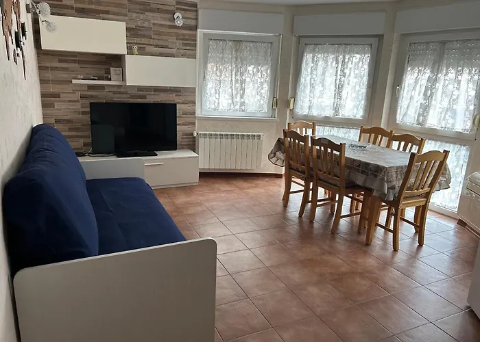 Pina's * 트리에스테